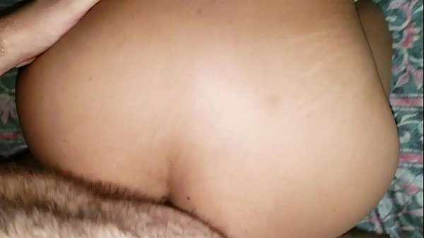 Moreninha da bucetinha peluda metendo no motel