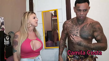 Branquinha casada gostosa sentando e chupando a rola
