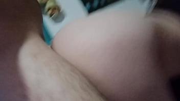 Sexo caseiro com a novinha gostosona