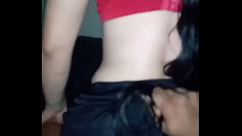 Novinha safadinha dando a xaninha e gemendo