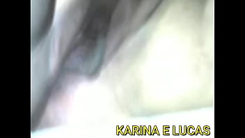 Casada gostosa dançando funk na rolona do esposo