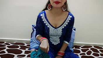 Morena muito gostosinha brincando com pezinho e socando delicioso