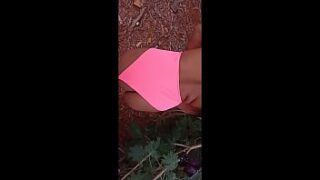 Vídeo amador fodendo o cu da puta putona bunda empinada