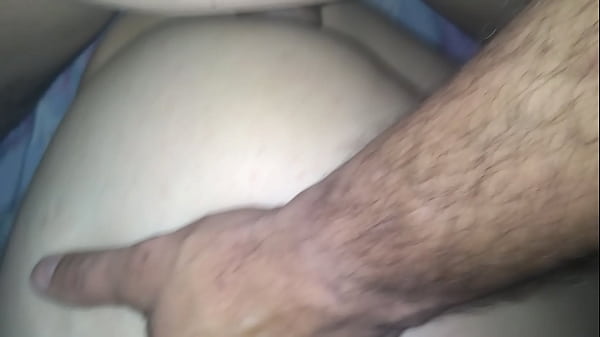 Ficante moça tarada sendo acordada com a rolona dura