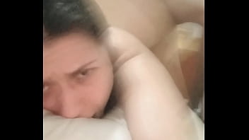 Metendo a bucetinha quente sem camisinha