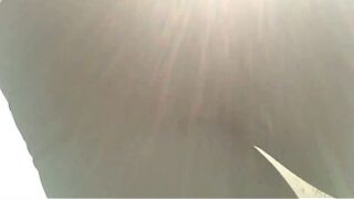 Loura maravilhosa sapeca e boazuada dançando funk sem calcinha