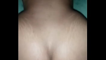 Rabudas bem safadinha gostosinhas fudendo de quatro