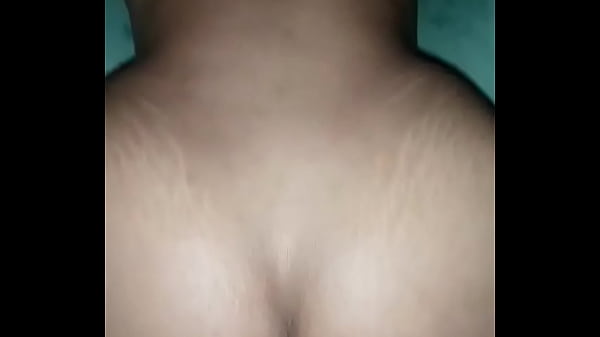 Rabudas bem safadinha gostosinhas fudendo de quatro