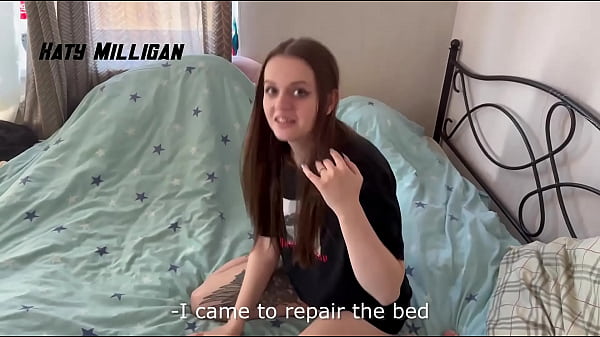 Branquinha bem gostosinha gostosona e taradinha linda rebolando