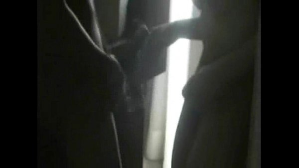 Loura muito safadona e tarada bombando no cacetão