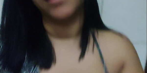 Taradinha pediu pra levar uma gozada no cu